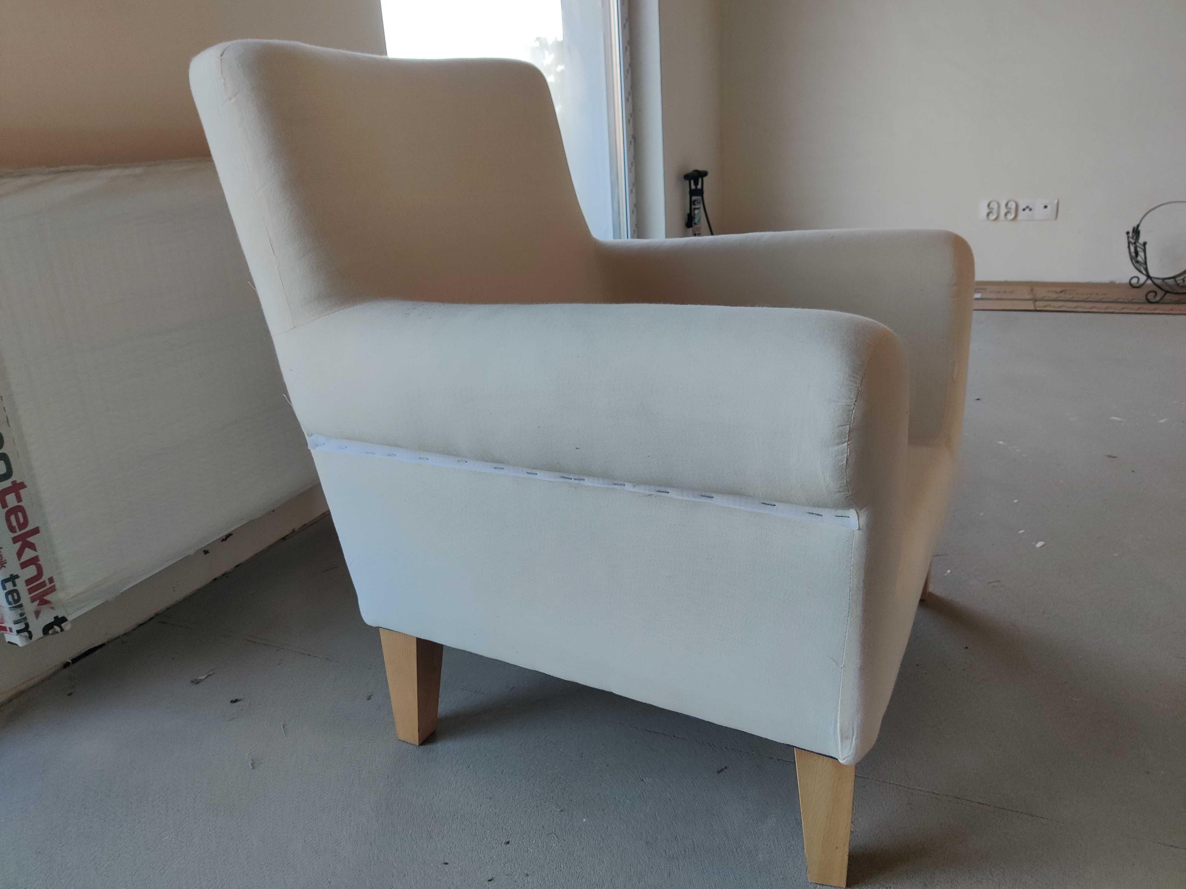 Wygodny fotel Ikea (symbol Ektorp Jennylund)