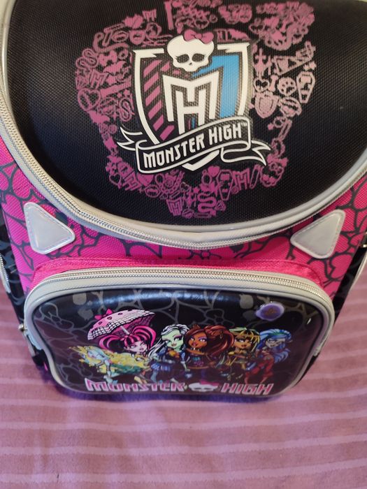 Продам портфель.