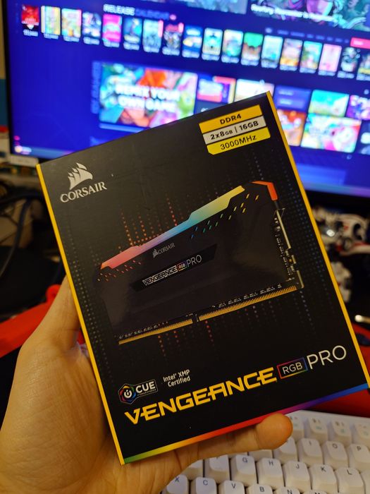 Nowy RAM Corsair XMP DDR4 3000mhz CL15 16GB