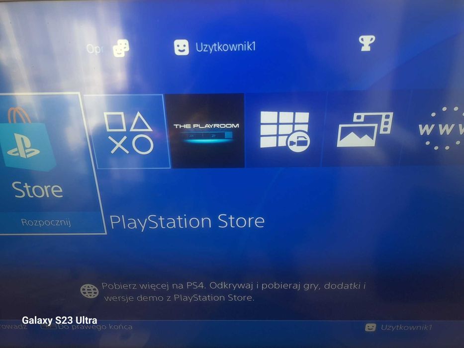 PS4 Slim 500 GB + PlayStation VR + pad + 2 Move + 3 gry VR