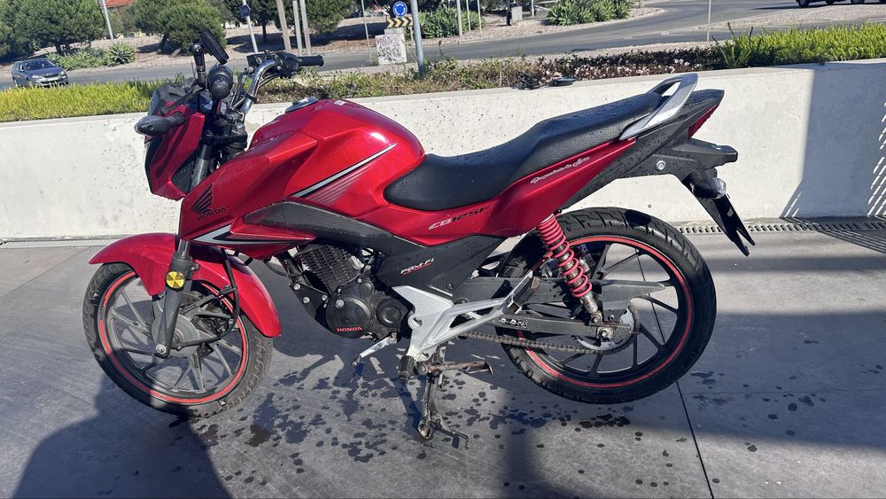 CB125F 2017 37.500 rodados