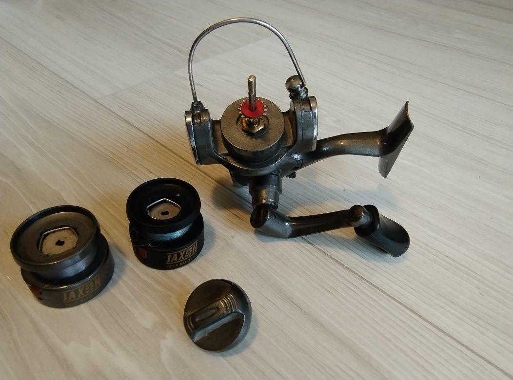 Kołowrotek Jaxon Ultra LM050