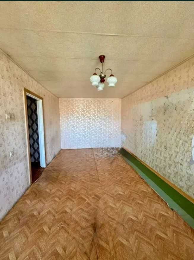 2 кім в багатоповерхівці район ПАРУС (717154)
