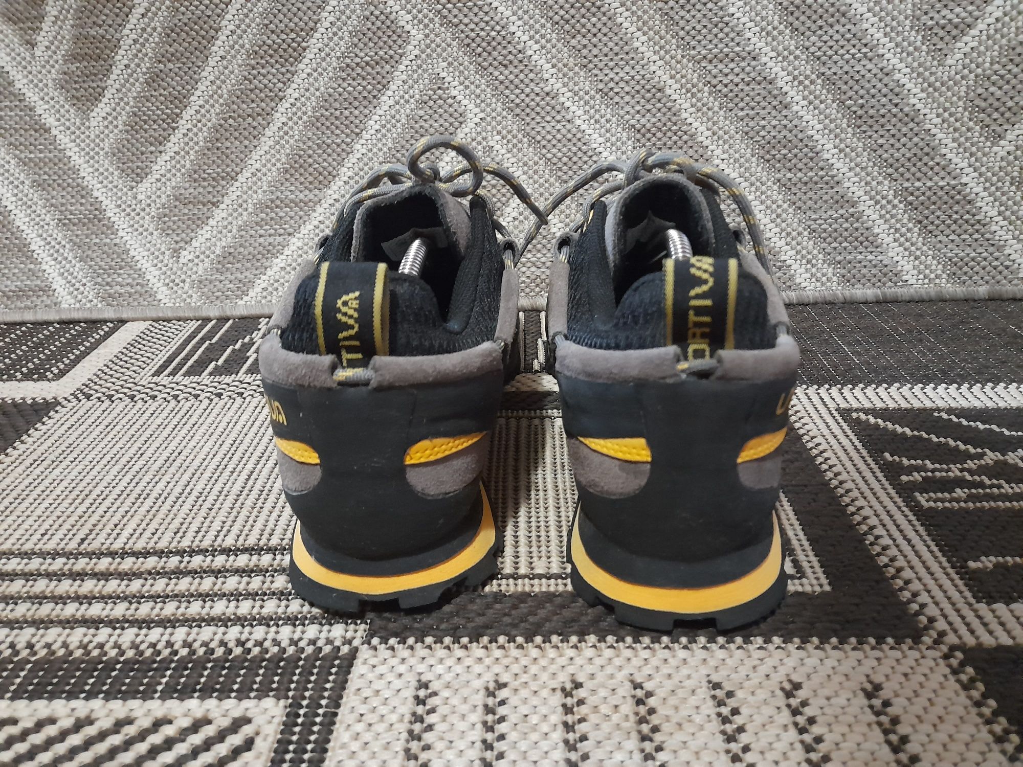 Кроссовки La Sportiva Boulder X Grey/Yellow идеал, 44