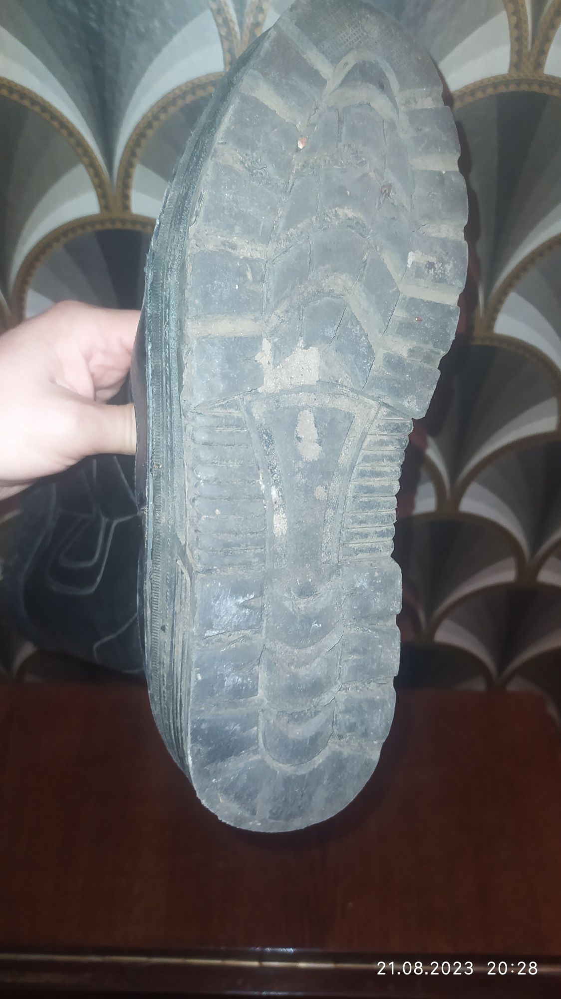 Продаются сапоги женские
