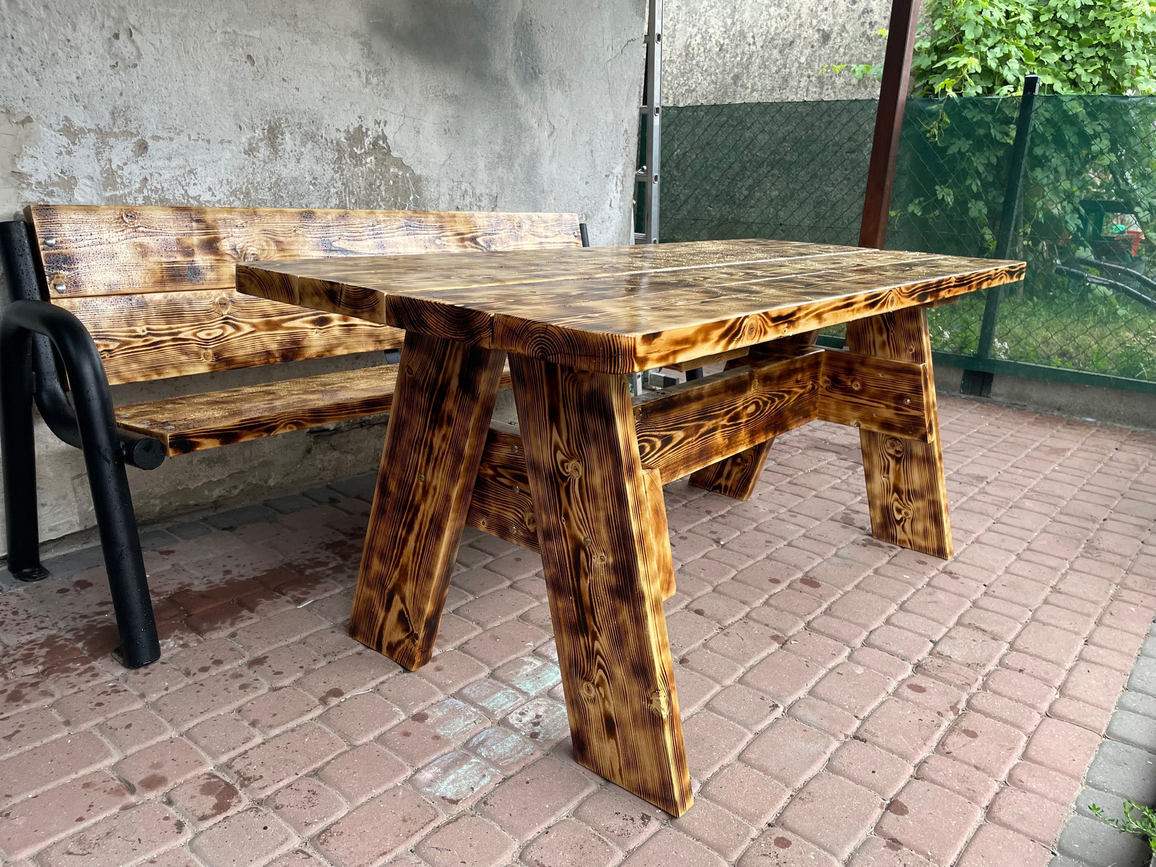 Stół drewniany ogrodowy