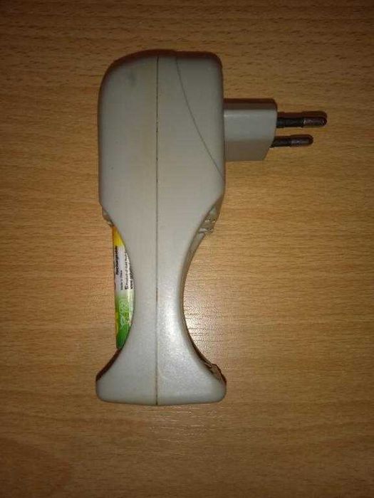 Зарядное устройство для аккумуляторных батареек зарядка