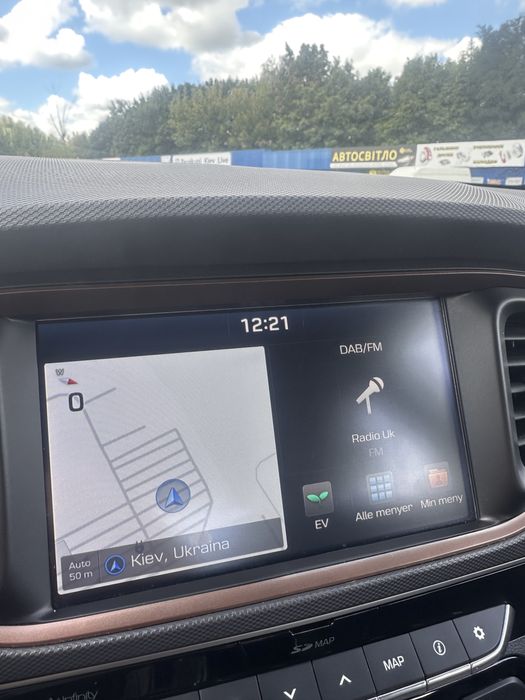 Hyundai Ionic 2017 в максимальній комплектації