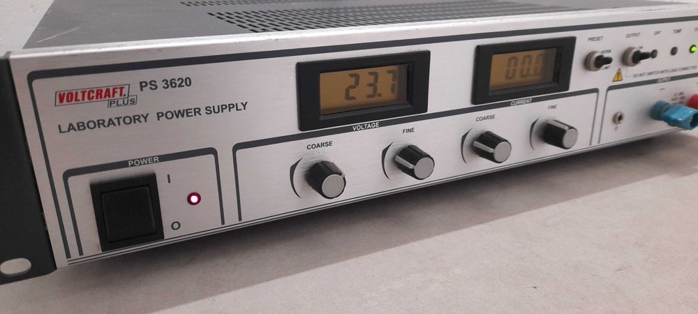 Zasilacz regulowany Voltcraft 22A