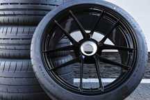 OEM Porsche Porsche 992 911 GT3 Turbo S 20"/21" Goodyear 2025r na tor