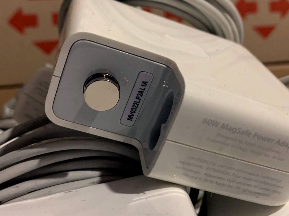 Оригінальний блок живлення Apple MagSafe 1 60W | T\L-Tip | MacBook Pro