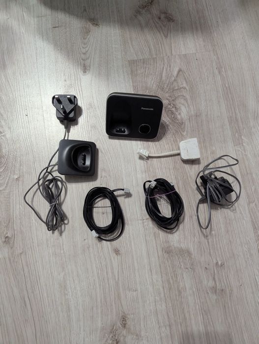 Телефони Panasonic kx tga682E