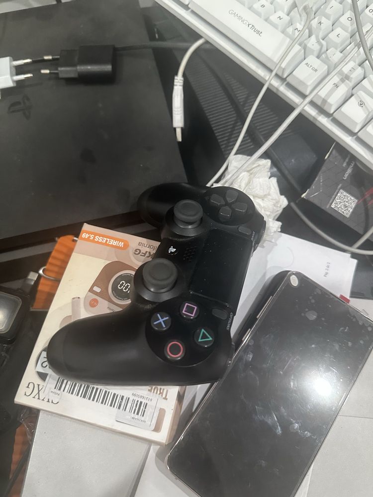 Vendo ps4 a funcionar bem
