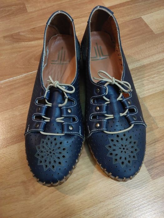 Жіночі мокасини шкіряні