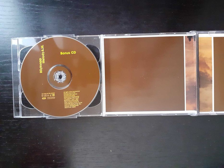 CD duplo edição especial Royksopp Melody A.M. (eletrónica/dance)