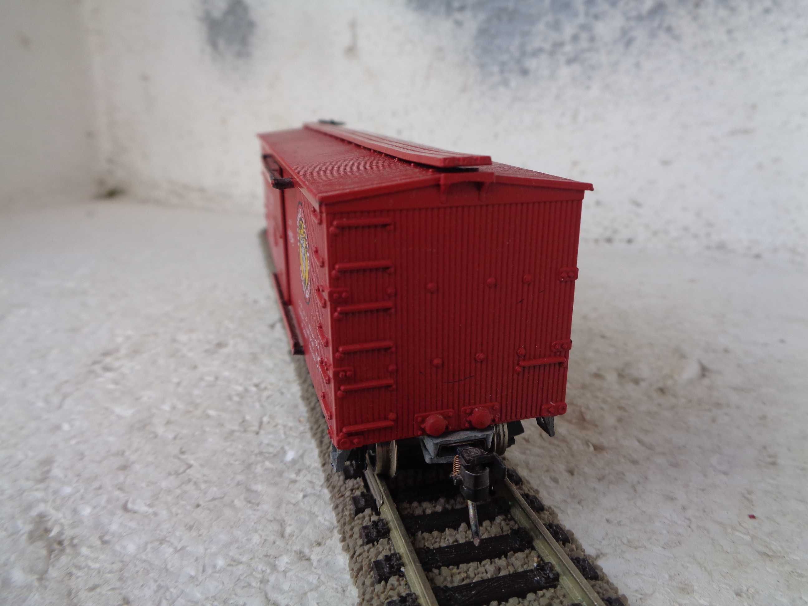 1:87 Vagão caixa fechada americano Los Angeles Pacific CO