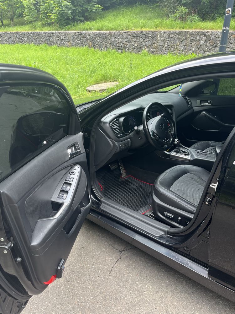 Продам Kia Optima 2011