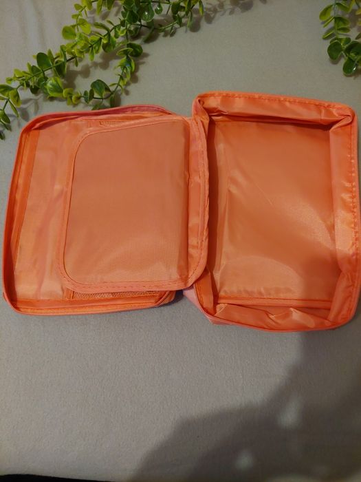 Nowa przenośna torba na kosmetyki