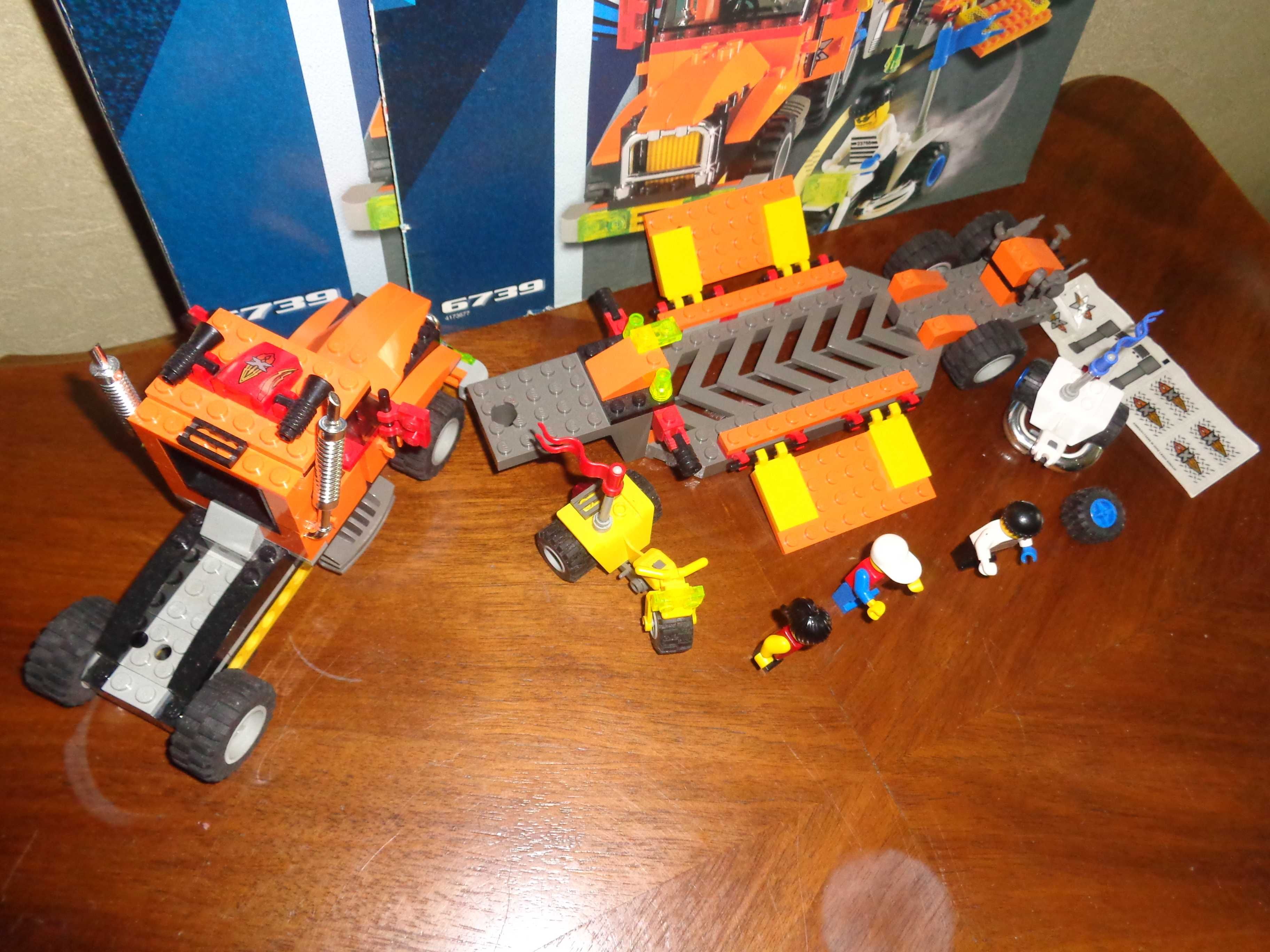 lego 6739 Xtreme Stunts Truck & Stunt Trikes