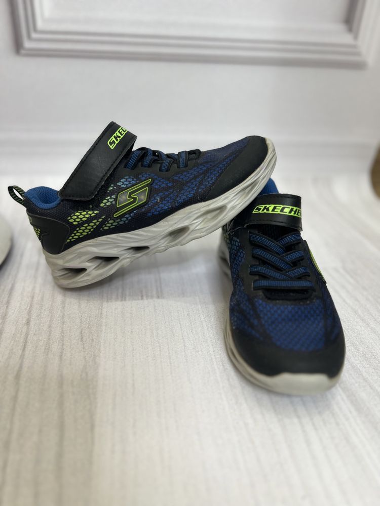 Кросівки, кроссовки для хлопчика skechers 30 розмір, 20 см устілка