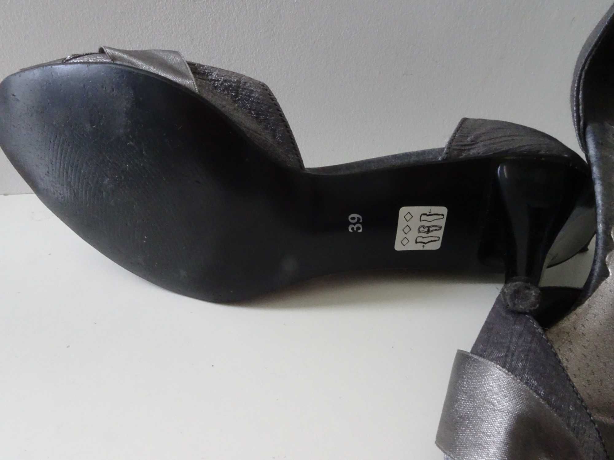 Buty damskie szary metaliczny /srebrny