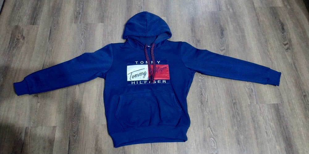 Tommy Hilfiger granatowa bluza z kapturem roz. S stan bardzo dobry