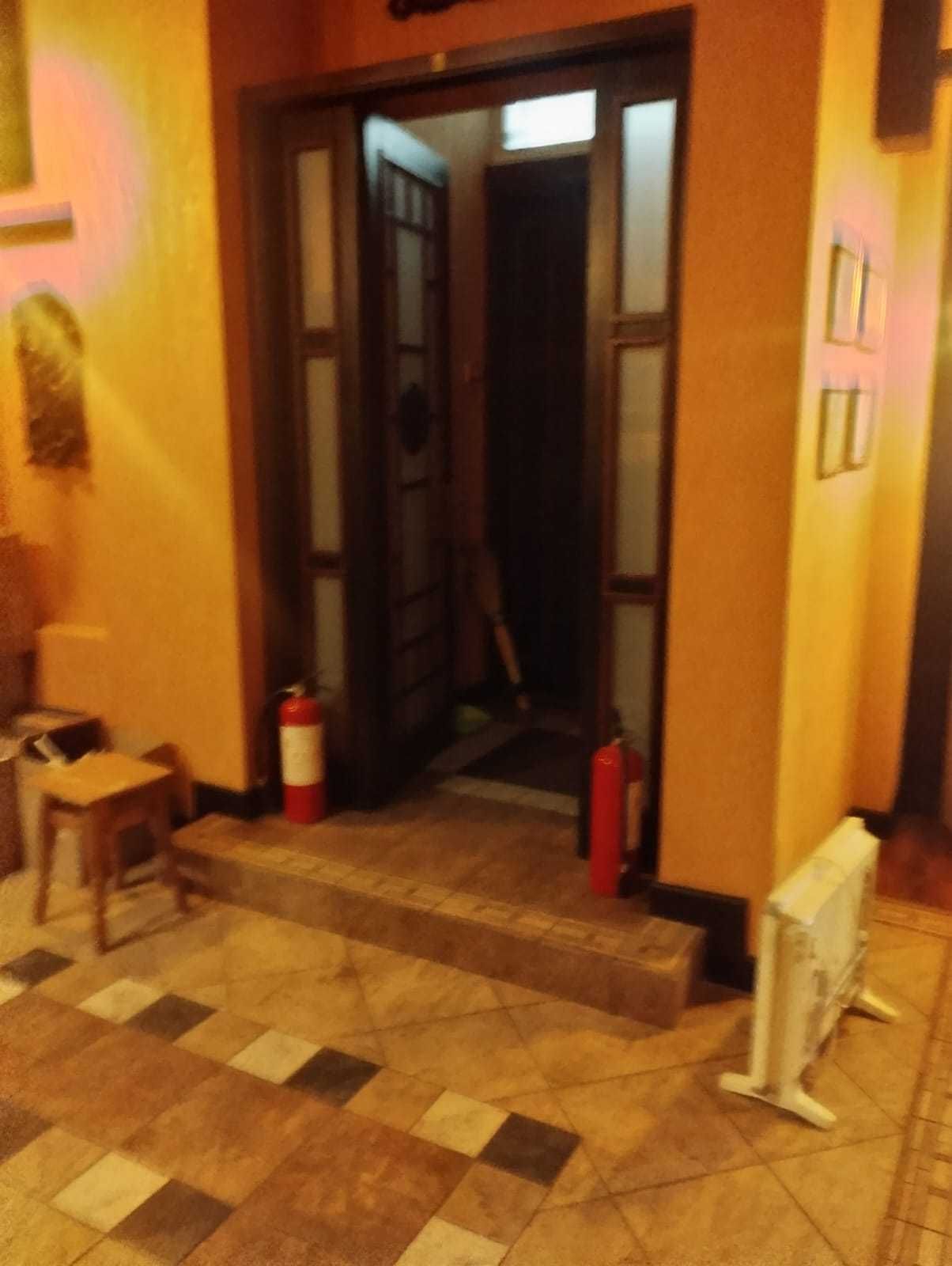 Оренда: Салон\клиника\офіс (230 м2) вул. Микільсько-Слобідська, 2Б