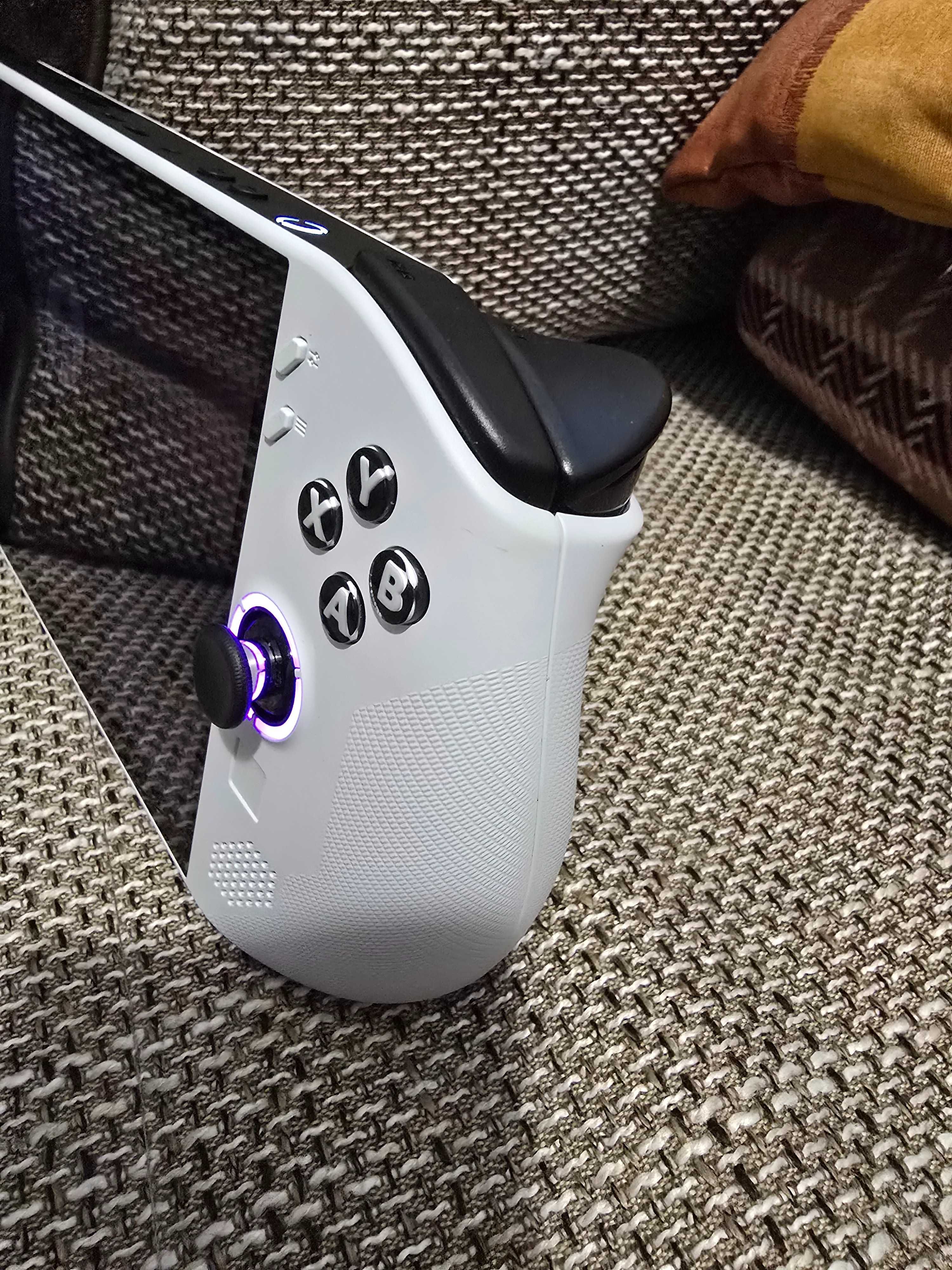 Konsola LENOVO Legion Go S Biały