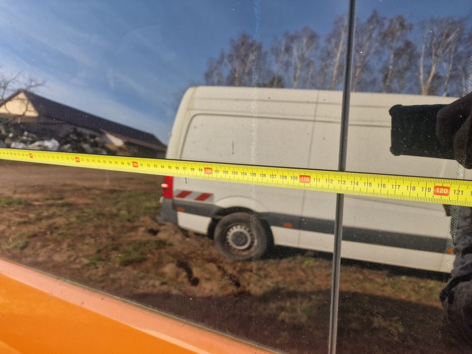Szyba boczna lewa t5 otwierana caravela