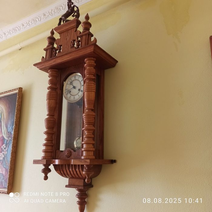 Старовинний раритетний настінний годинник