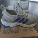 Buty dziecięce Adidas roz.23