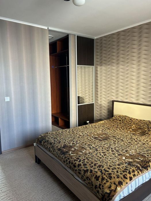 Продам 3кім.квартиру вул.Грушевського,парк Перемоги,м.Бровари SL