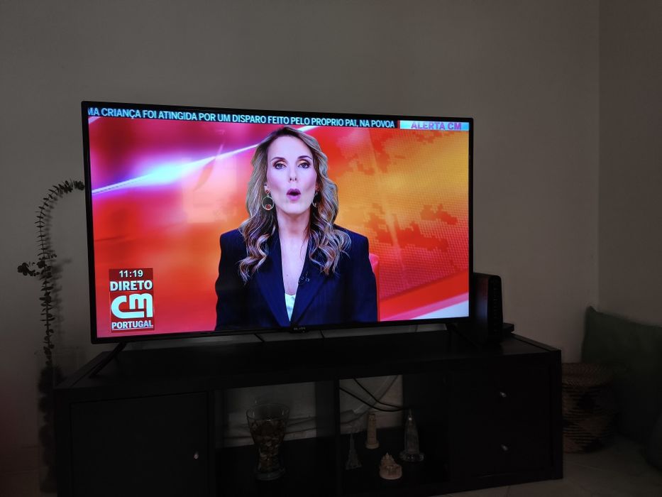 TV Silver 55" LED UltraHD 4K como nova