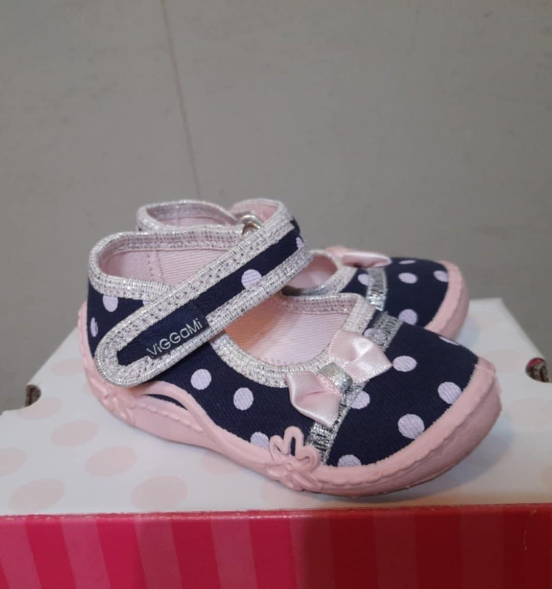 Buty dla dziewczynki