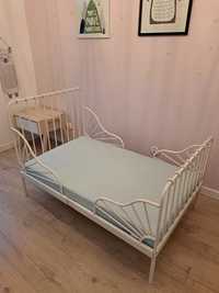 Łóżko Ikea Minnien, biale, rama, stelaż, materac Vyssa