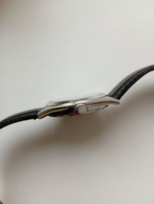 Продам годинник Festina модель F20446