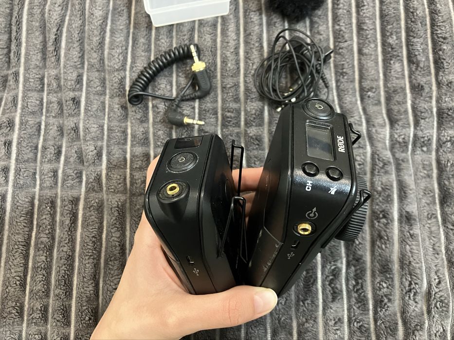 Петлична радіосистема Rode Link Filmmaker Kit + петличний мікрофон