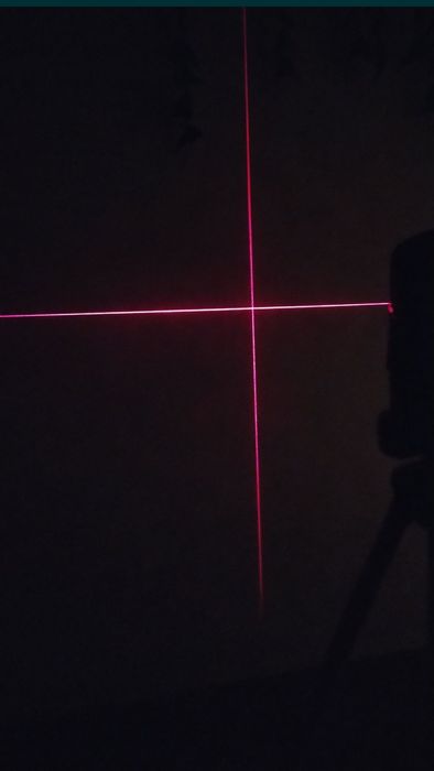 Нівелір лазерний рівень