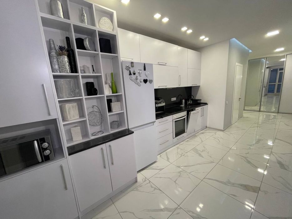 Є EcoFlow!ШИКАРНА 3-кім VIPновобуд(кухня-студія) О.ПЕТРИЩУКА(Суворова)