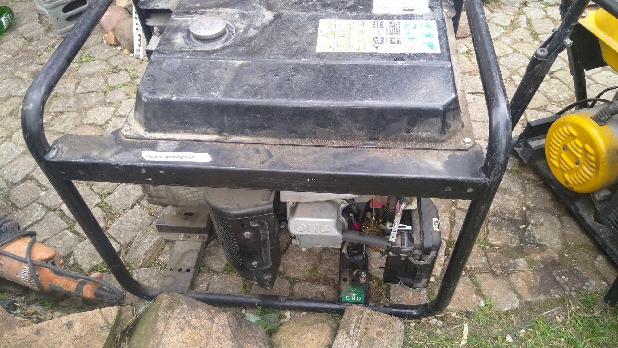 Agregat prądotwórczy GENMAC Combiplus 5200R