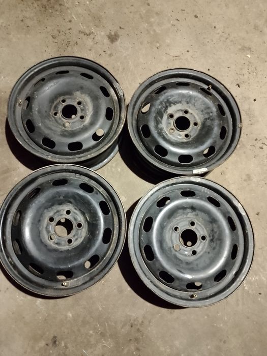 Диски  R15 ауді А3 гольф 4 шкода