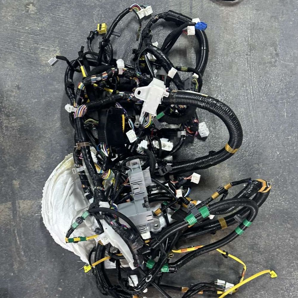 Блок BCM, ключ KEYLESS, мозги двигателя, усилитель звука Mazda CX30 3