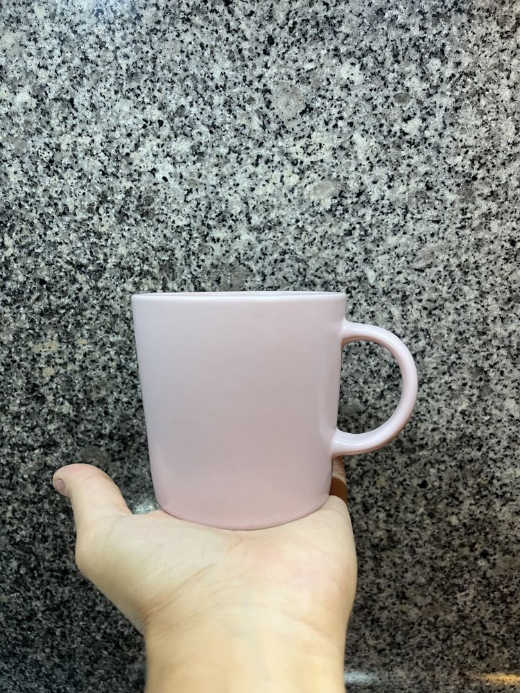Caneca rosa IKEA