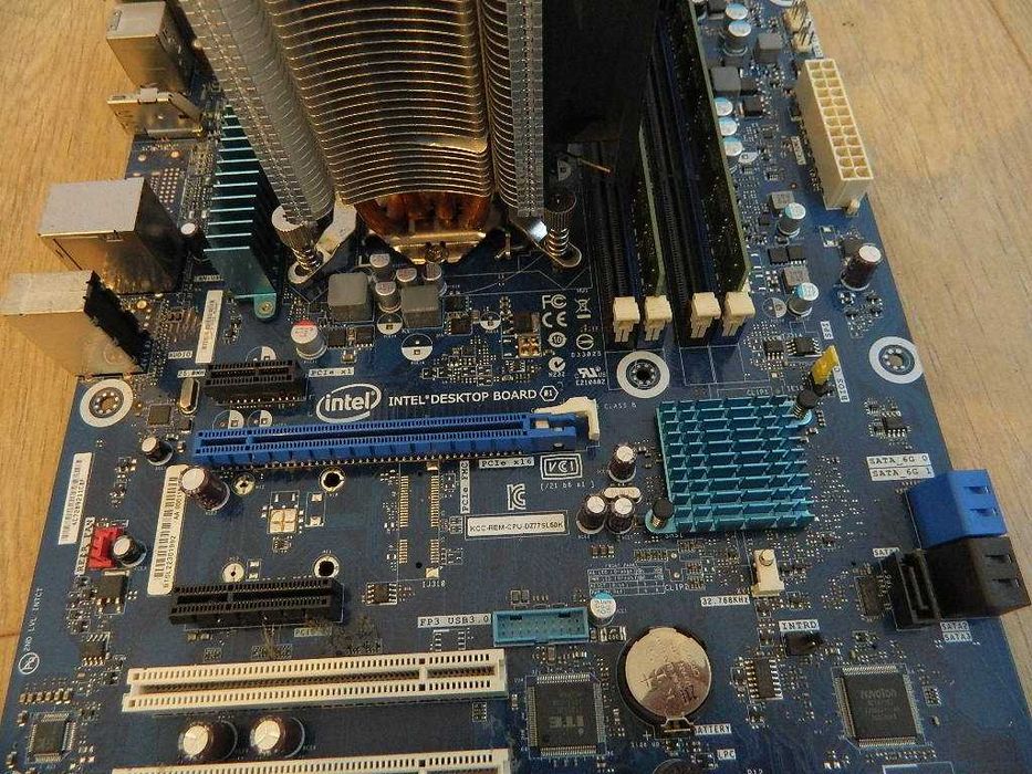 Core i7-3770 z płyta Intel Desktop Board i 16GB DDR3