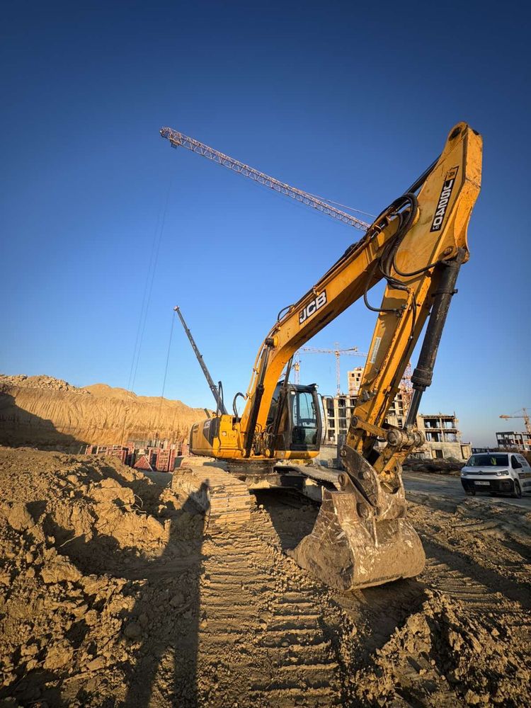 Гусеничний екскаватор JCB 240 ls