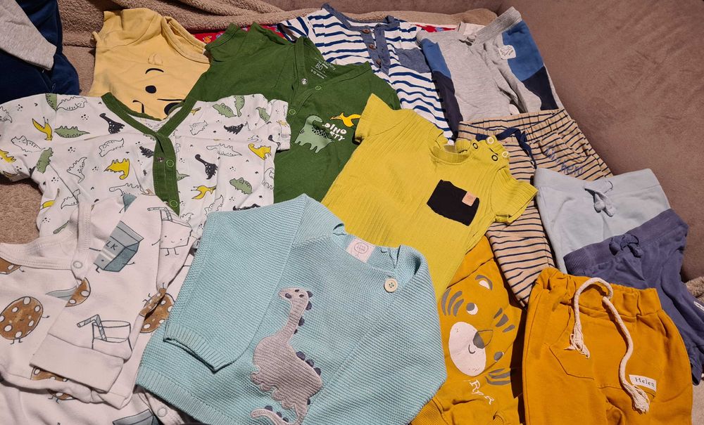 Mega paka ubrań dla chłopca (ponad 50 szt.) r. 56,62,68,74,80