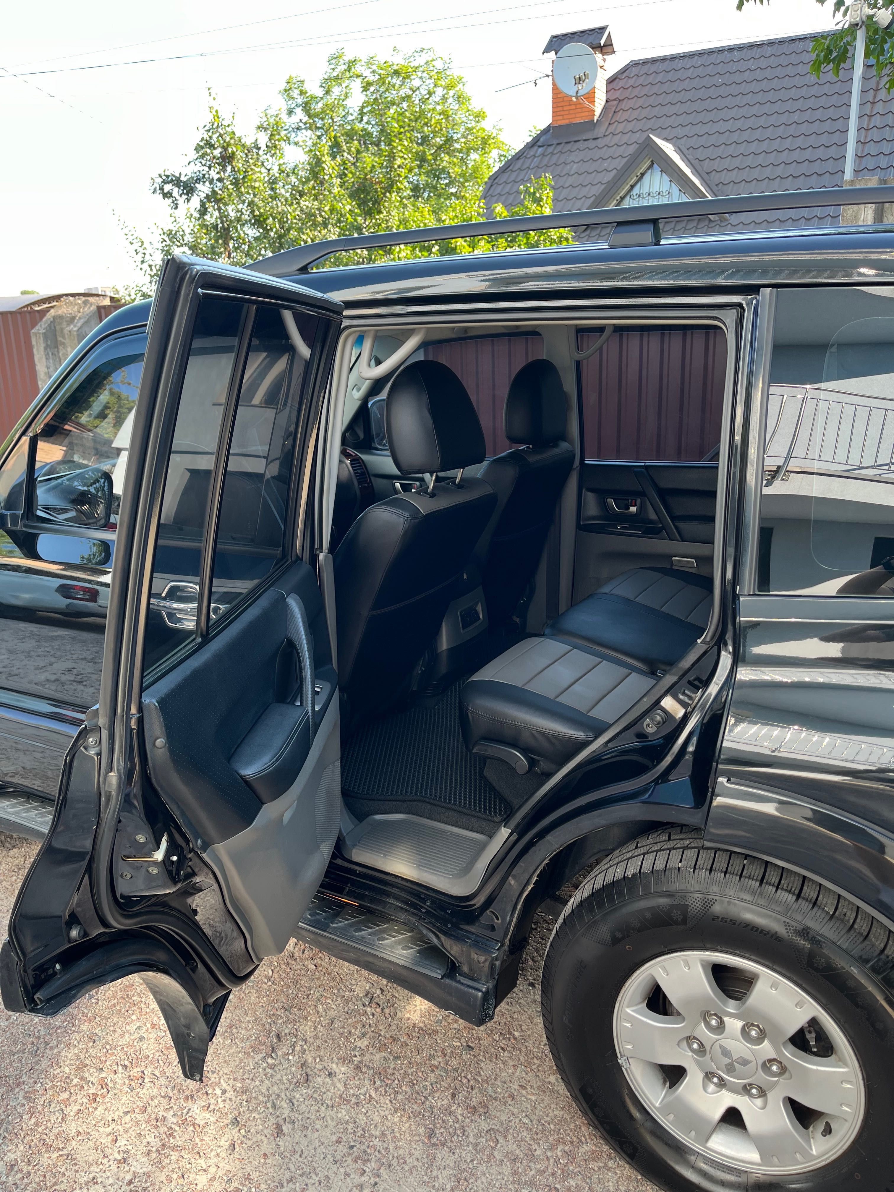 Mitsubishi Pajero Wagon