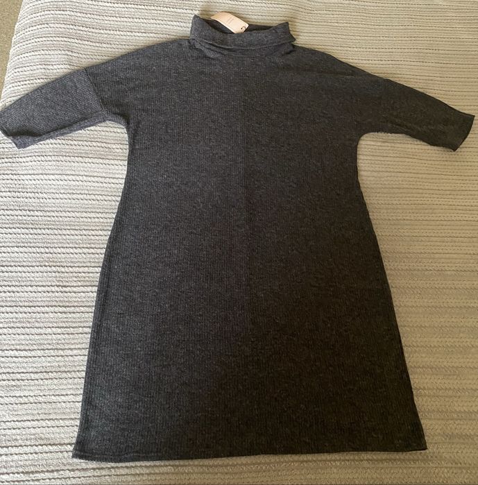 Продам платье трикотажное