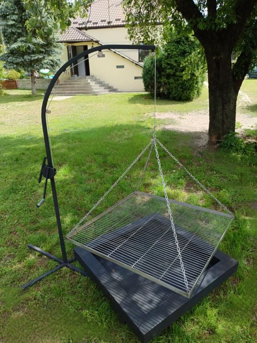 Palenisko ogrodowe 100x100 z rusztem ze stali nierdzewnej