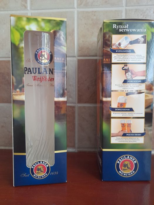 Zestaw  kolekcjonerskich szklanek Paulaner Weissbier do piwa .